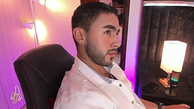 ItsMeEros online show from November 23, 2025, 11:04 pm