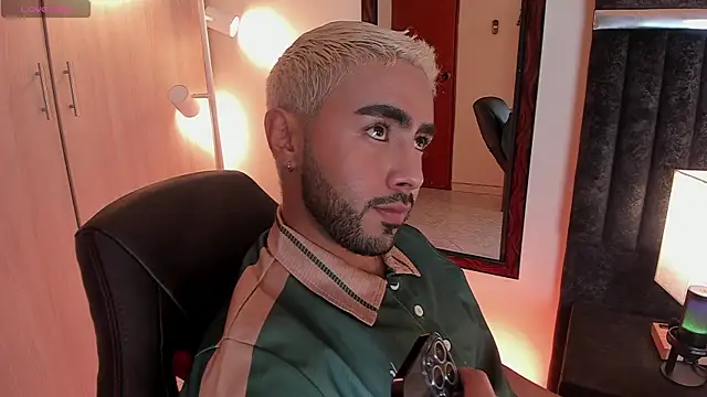 ItsMeEros online show from September 9, 2025, 11:14 pm