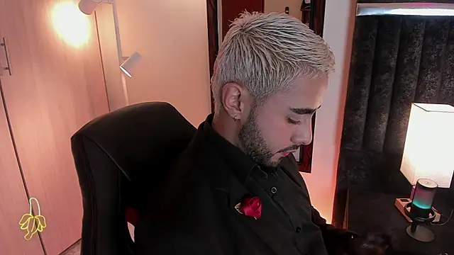 ItsMeEros online show from September 14, 2025, 12:22 am