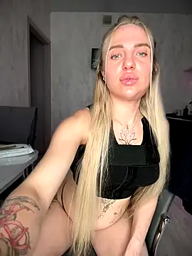 pinkstar  online show from September 25, 2025, 7:47 am