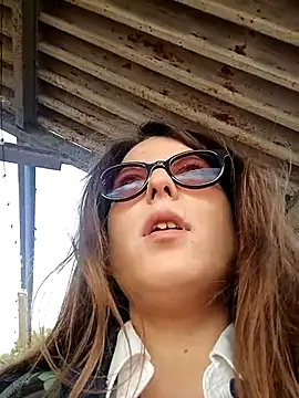 dolcehelena993 online show from October 18, 2025, 8:16 am