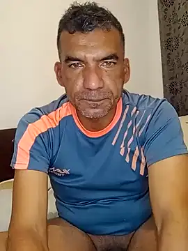 Daddy1972 online show from January 4, 2025, 11:48 pm