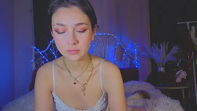 Funny Bunny online show from February 18, 2026, 11:12 pm