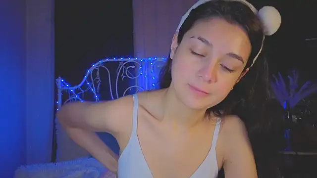 Funny Bunny online show from November 28, 2025, 2:12 am