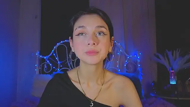 Funny Bunny online show from September 8, 2025, 11:48 pm