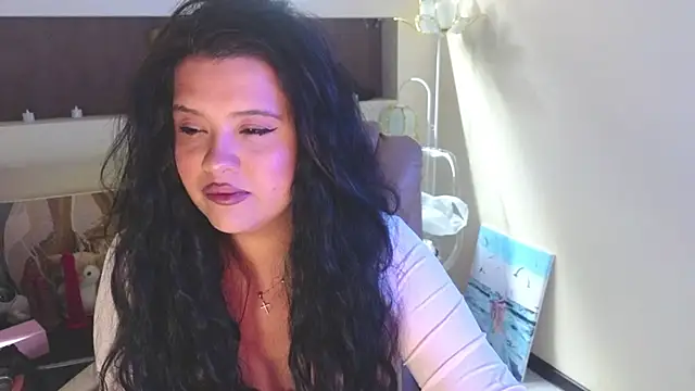 Snapshot of Malika_uAngel chatting on June 10, 2026, 10:55 pm Malika uAngel online show from June 10, 2026, 10:55 pm