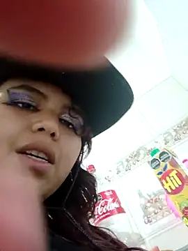 SabinaMerchetti online show from February 3, 2026, 2:53 am