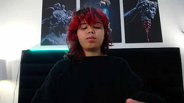 SabinaMerchetti online show from December 3, 2024, 5:04 am