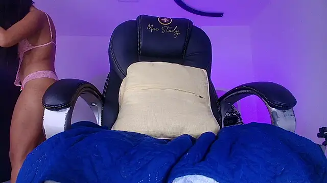 naomi kyse online show from March 17, 2026, 3:09 am