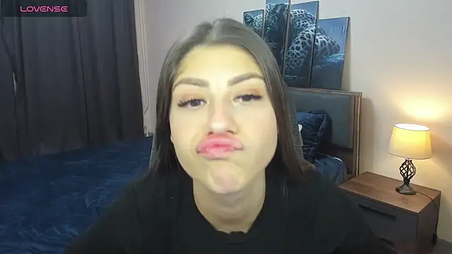 MaryMayson online show from March 5, 2025, 4:13 pm