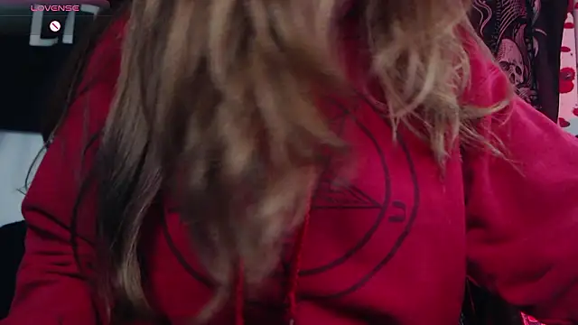 Silentmary online show from February 24, 2026, 2:01 am