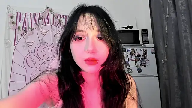 Holy420lolii online show from March 1, 2026, 5:02 pm