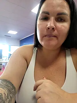 GeorgiaLerox online show from September 21, 2025, 11:48 am