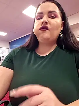 GeorgiaLerox online show from December 4, 2025, 1:54 pm