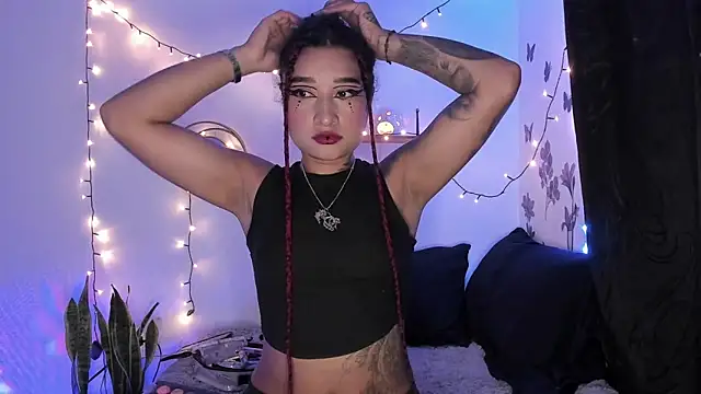 Eva Lee  online show from February 11, 2025, 6:08 am