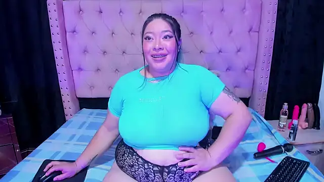 Fierymichef online show from April 22, 2026, 4:41 am