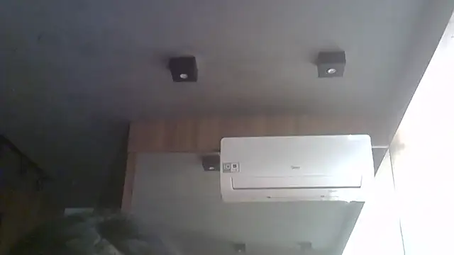 Skinny-Kitten online show from April 12, 2026, 3:15 pm