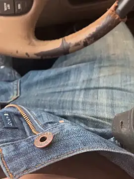 prekumstud online show from October 5, 2025, 1:07 am