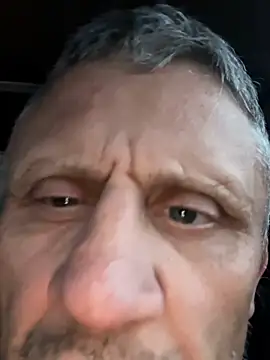 prekumstud online show from November 18, 2025, 12:37 am