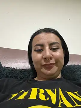 Abril Luv online show from March 18, 2026, 1:09 am