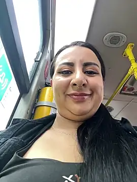 Snapshot of Abril_Luv chatting on May 6, 2026, 12:09 pm Abril Luv online show from May 6, 2026, 12:09 pm