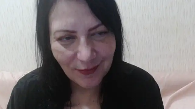 Snapshot of Mirabelle_Sweet chatting on November 12, 2025, 4:49 am Mirabelle Sweet online show from November 12, 2025, 4:49 am