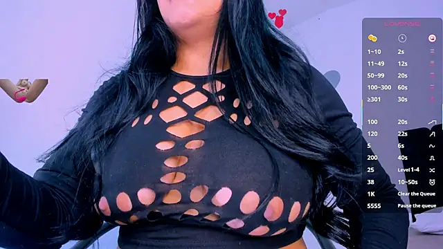 Snapshot of susan__nau chatting on November 8, 2025, 9:51 pm susan nau online show from November 8, 2025, 9:51 pm