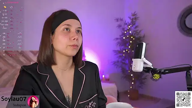 Snapshot of imjess01 chatting on April 10, 2026, 3:52 pm imjess01 online show from April 10, 2026, 3:52 pm