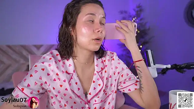 Snapshot of imjess01 chatting on April 16, 2026, 3:35 pm imjess01 online show from April 16, 2026, 3:35 pm