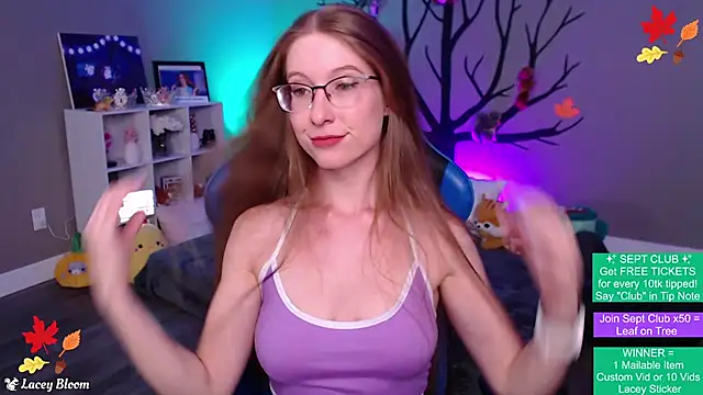 TheLaceyBloom online show from September 10, 2025, 1:26 am