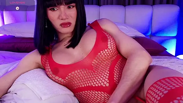 sweetieluna01 online show from February 26, 2026, 4:23 am