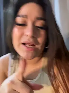 LuceroRm online show from September 23, 2025, 3:02 am