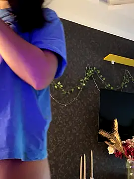 Tasty Nora online show from September 9, 2025, 10:47 am