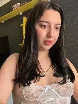 Tasty Nora online show from May 28, 2026, 5:37 am