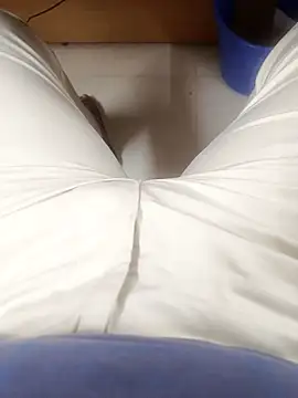 adicma123 online show from October 25, 2025, 6:12 am