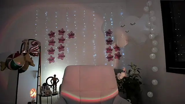 ImKeira online show from June 17, 2026, 8:41 pm
