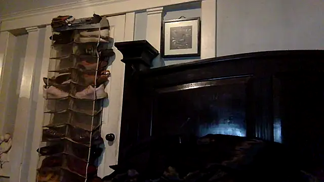 Kannibus Coochi online show from April 17, 2026, 12:46 am