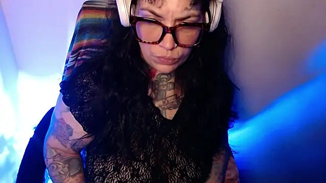 VampGirl1 online show from January 7, 2026, 7:35 am