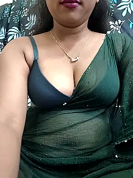 ANGE-MOU online show from April 19, 2026, 3:18 am