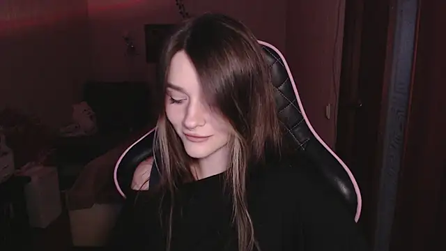 Snapshot of jeann_elsaa chatting on November 28, 2025, 5:18 am jeann elsaa online show from November 28, 2025, 5:18 am