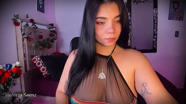 Snapshot of victoriaasaenz_ chatting on June 17, 2026, 1:05 am victoriaasaenz online show from June 17, 2026, 1:05 am
