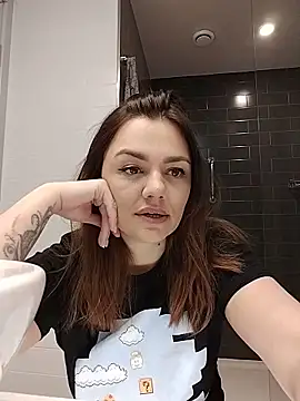 KrissSexi online show from March 24, 2026, 5:51 am