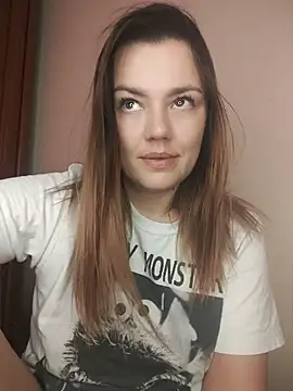 KrissSexi online show from April 8, 2026, 9:00 am