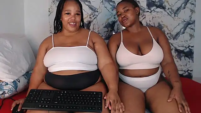 SexyAmeena2002 online show from March 20, 2026, 8:43 pm