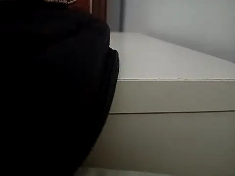 Snapshot of ManBlackhot chatting on September 19, 2025, 7:56 am ManBlackhot online show from September 19, 2025, 7:56 am