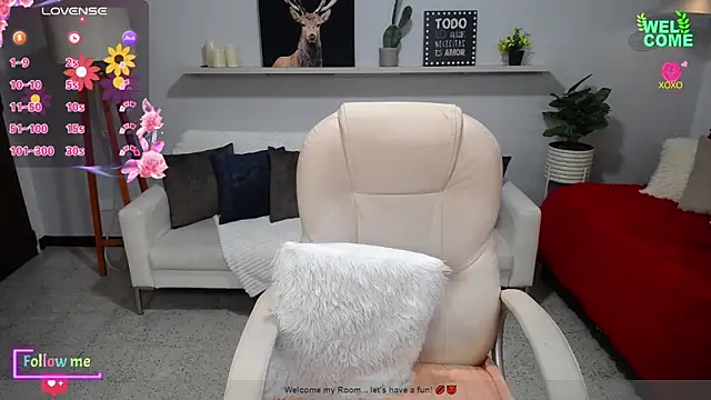 Bianca     online show from November 3, 2025, 11:30 pm