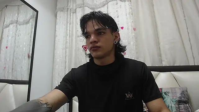 AlbertBernal69 online show from March 17, 2025, 4:08 am