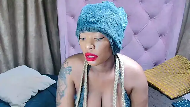 AFRICANGODDESSXXX online show from June 12, 2026, 8:17 pm