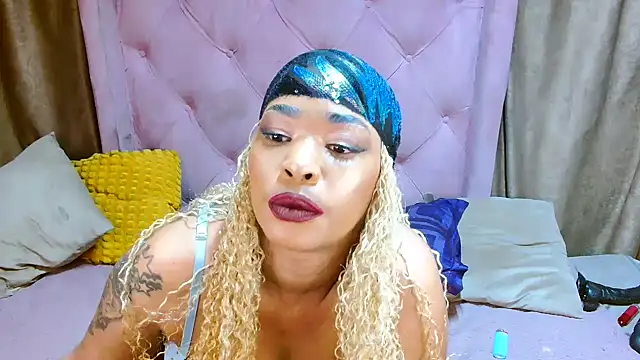 AFRICANGODDESSXXX online show from October 15, 2025, 12:53 am