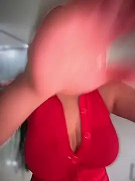 Snapshot of Insane_Issa chatting on March 3, 2026, 7:21 pm Insane Issa online show from March 3, 2026, 7:21 pm